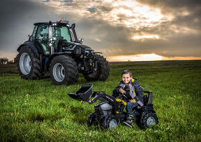 rollyFarmtrac Deutz - Fahr Warrior