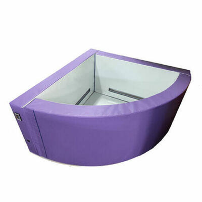 Piscina de bolinhas de canto com luz