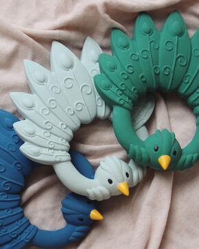 Mordedor Pavão Azul Pastel