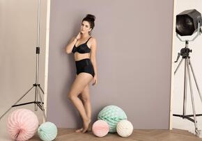 Cinta Rebelt Panty