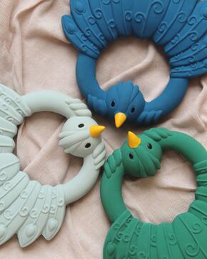 Mordedor Pavão Azul Pastel