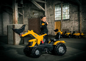 rollyFarmtrac JCB 8250 com Pá Carregadora